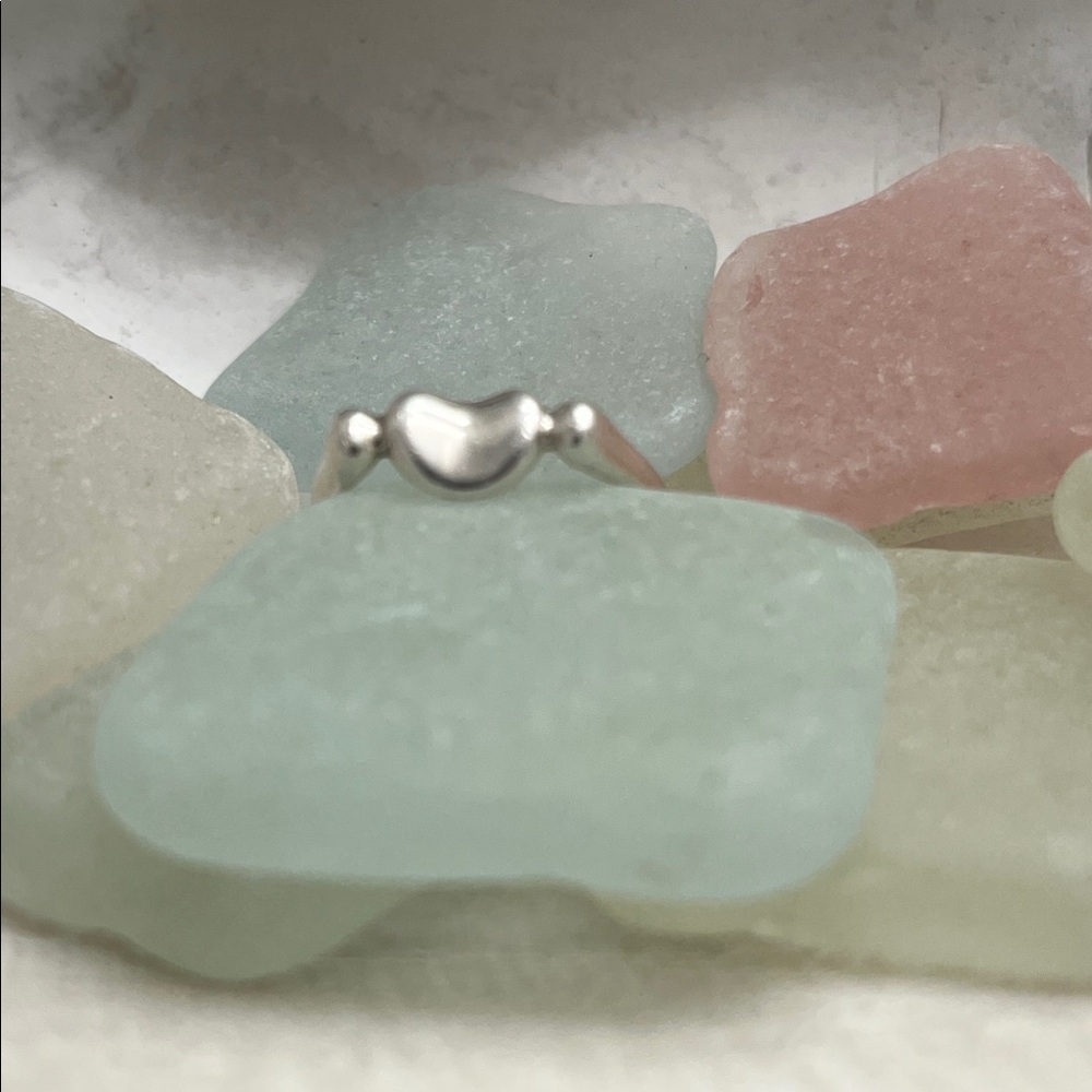 Tiffany & Co. Elsa Peretti Mini Bean Ring - Picture 5 of 7